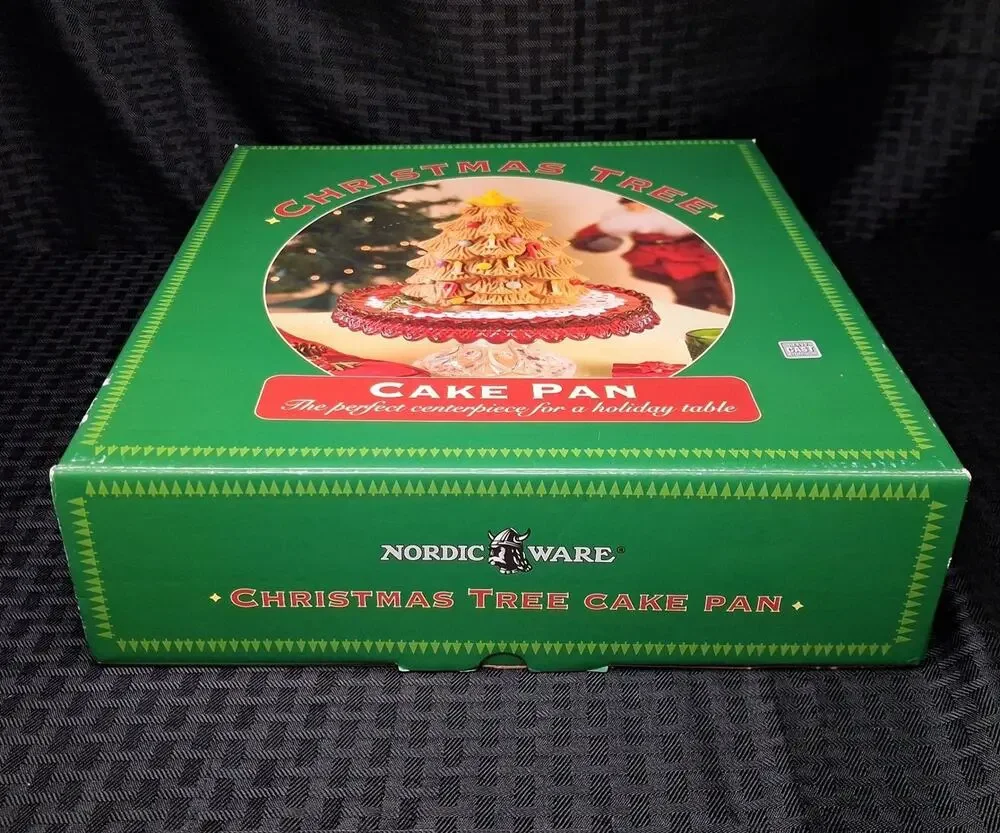 Nordic Ware Cast Aluminum Holiday Christmas Tree Double 9 Cup 3D Cake Pan Mold